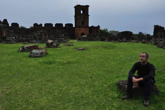 Visita às ruínas da antiga Missão em São Miguel das Missões, no Rio Grande do Sul